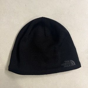 Black North face beanie